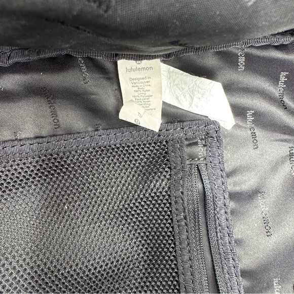 Lululemon City Adventurer Backpack *17L
Black currant - Picture 10 of 12